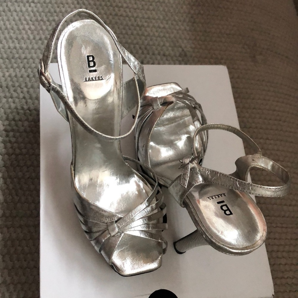 Metallic Silver Platform Sandal - image 3